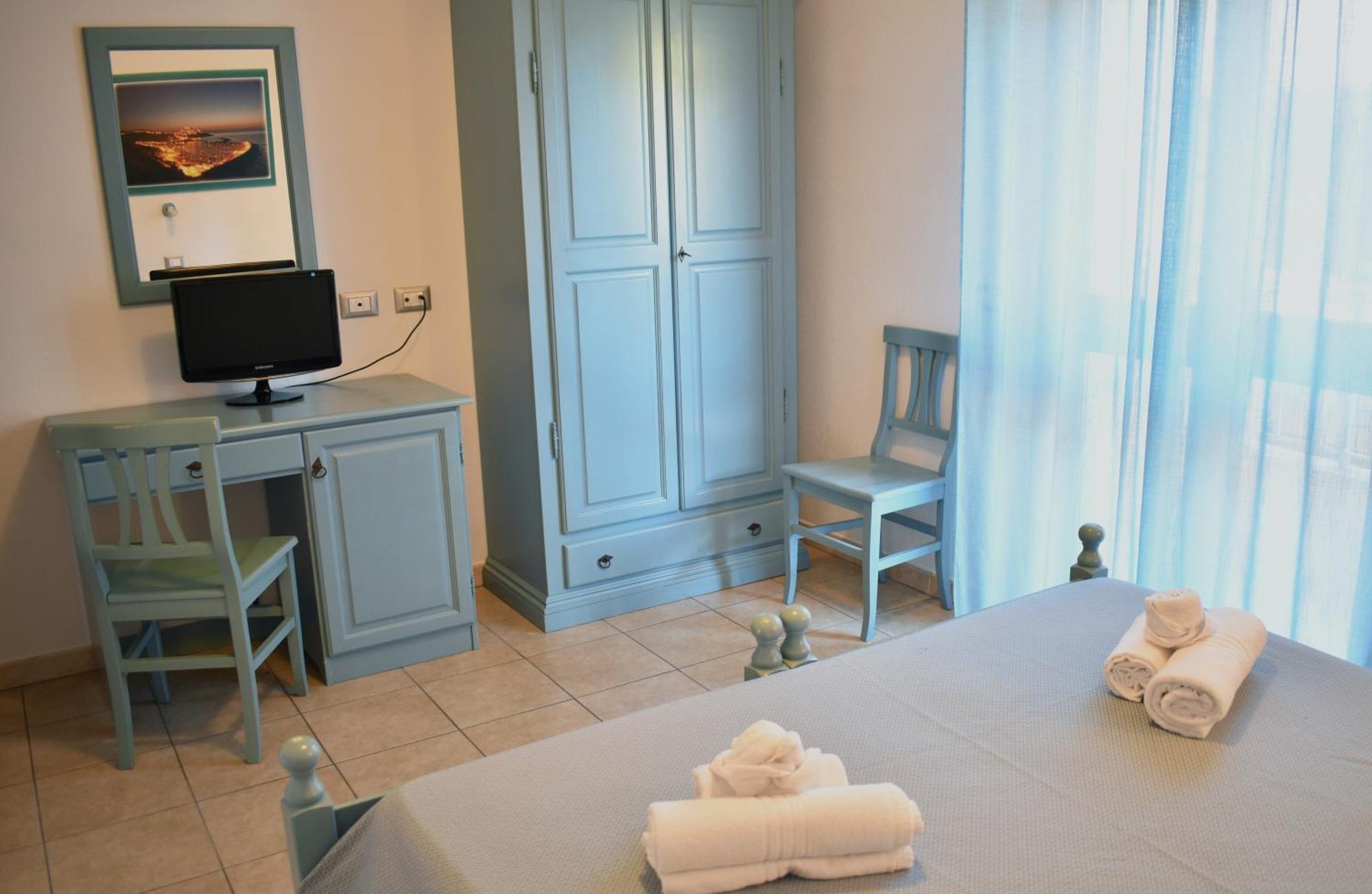 Hotel Residence Ampurias Castelsardo Habitación foto